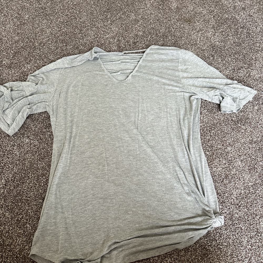 Gray V-Neck Long Sleeve Top